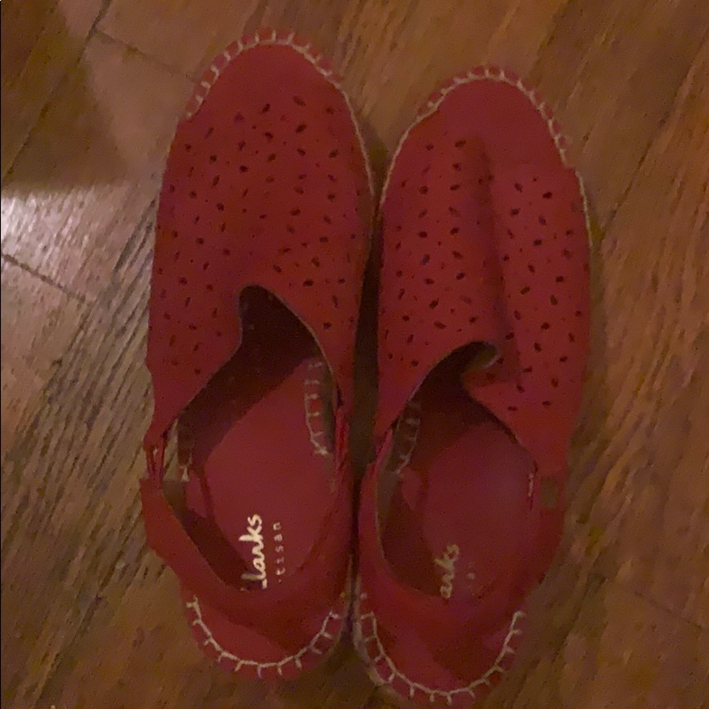 Clark’s Sandals 6 1/2 Wide
